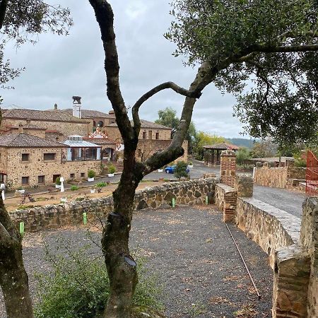 Casas Rurales Monasterio De Rocamador Almendral ภายนอก รูปภาพ
